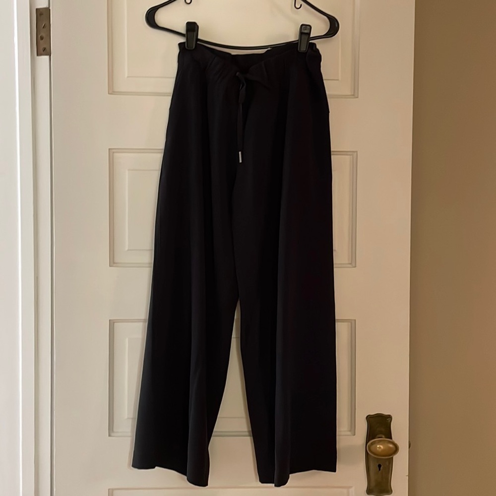 Lululemon dress pants new without tags